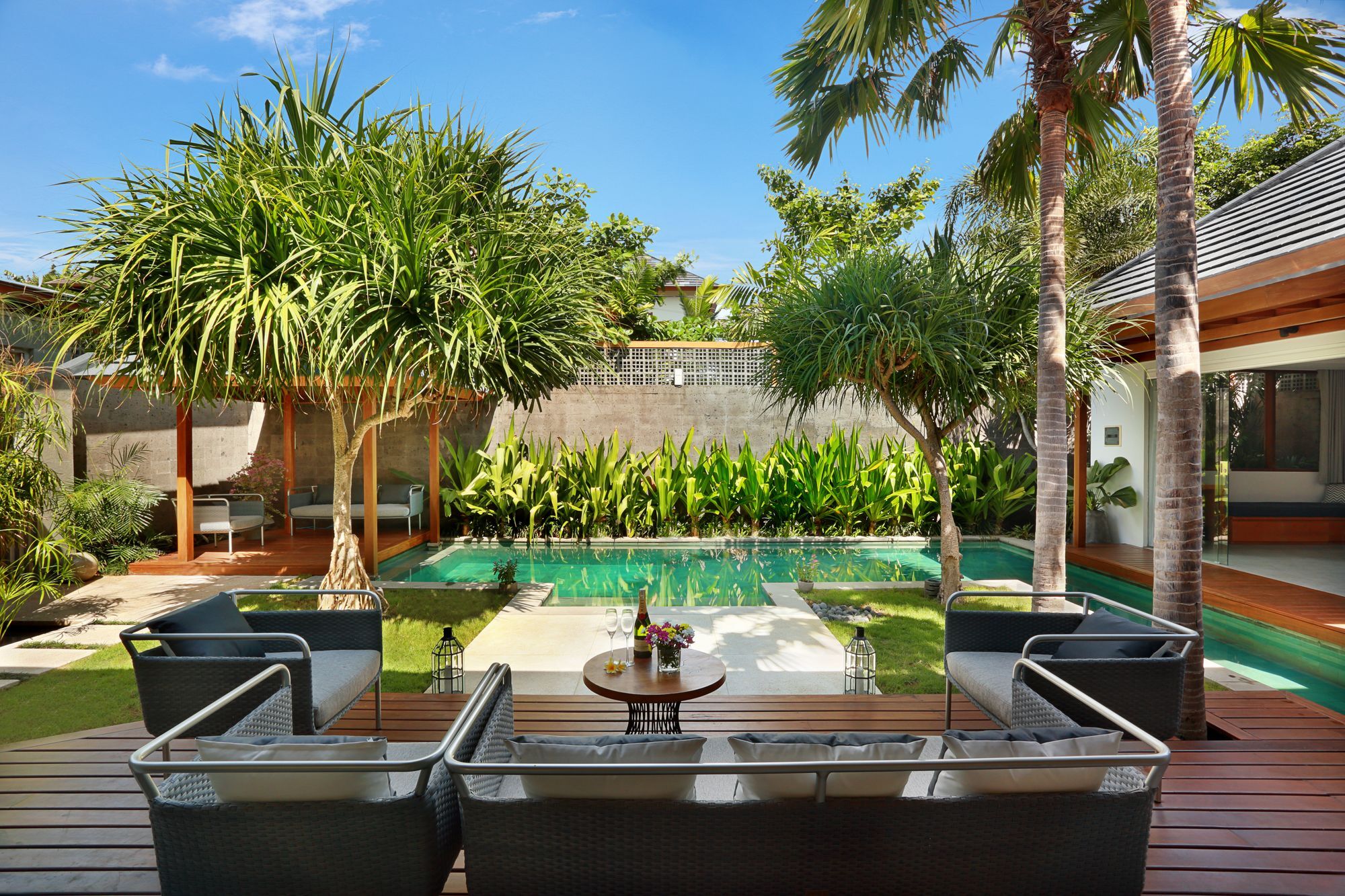 Villa Odyssey Seminyak Buitenkant foto